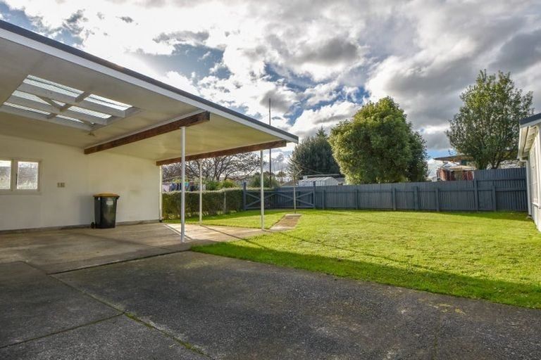 Photo of property in 132 Pembroke Street, Carterton, 5713