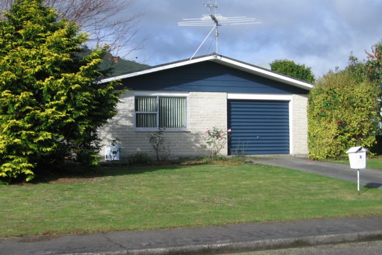 Photo of property in 3 Arthur Grove, Waikanae, 5036