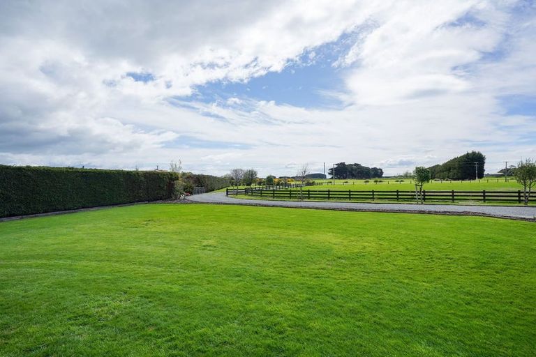 Photo of property in 381 Bay Road, West Plains, Invercargill, 9879