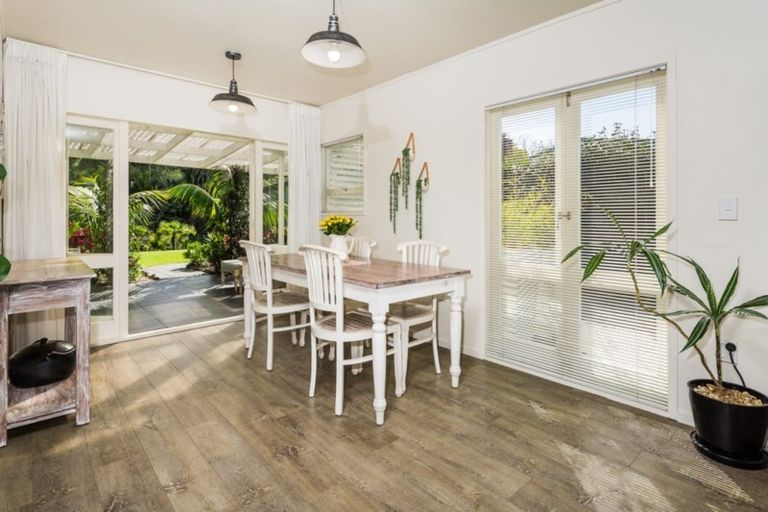 Photo of property in 35 Forest Glen, Orewa, 0931