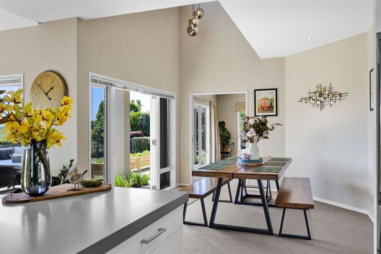 Photo of property in 10 Sampson Avenue, Waiwhakaiho, New Plymouth, 4312