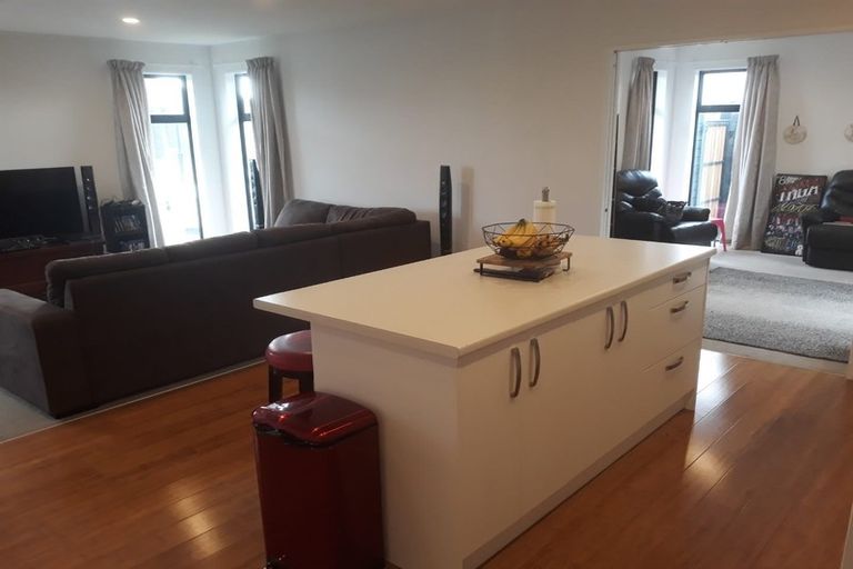 Photo of property in 6 Ader Close, Halswell, Christchurch, 8025