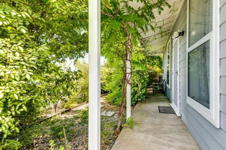 Photo of property in 80 Meeanee Quay, Westshore, Napier, 4110