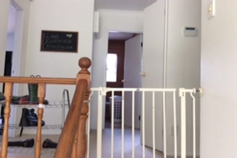 Photo of property in 4a Glendhu Road, Bayview, Auckland, 0629