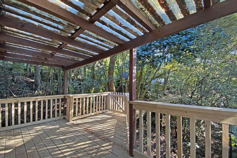 Photo of property in 221 Titirangi Road, Titirangi, Auckland, 0604