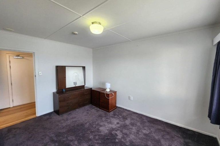 Photo of property in 220 Powderham Street, New Plymouth, 4310