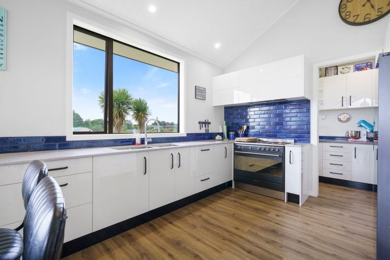 Photo of property in 23 Hyatt Close, Leamington, Cambridge, 3432