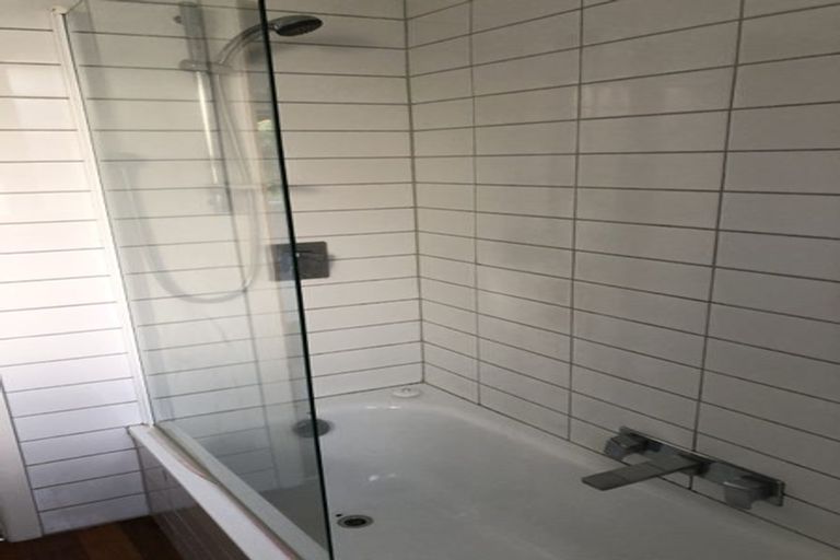 Photo of property in 21 Truro Street, Sumner, Christchurch, 8081