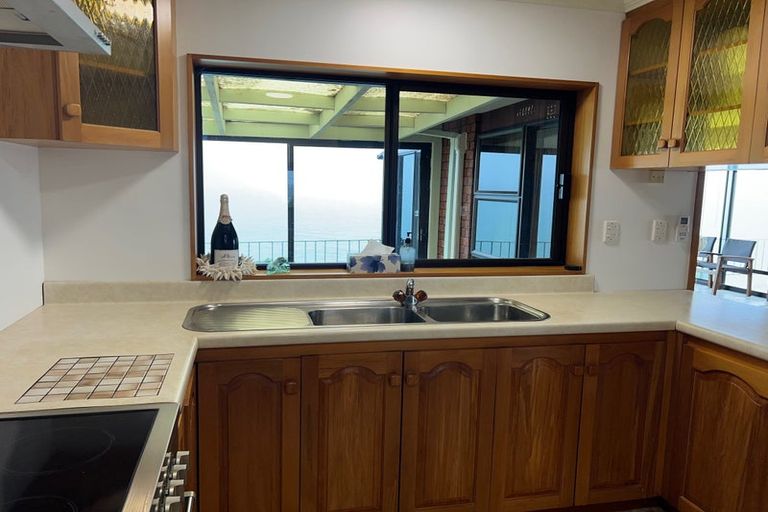 Photo of property in 96 Ardern Avenue, Stanmore Bay, Whangaparaoa, 0932