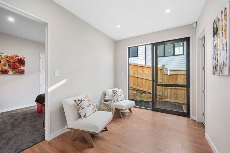 Photo of property in 8 Lumber Rise, Swanson, Auckland, 0614