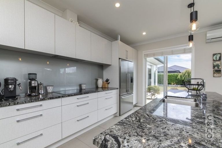 Photo of property in 12 Pohutukawa Parade, Riverhead, 0820