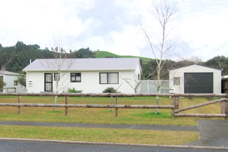 Photo of property in 141 Sharyn Place, Whangamata, 3620