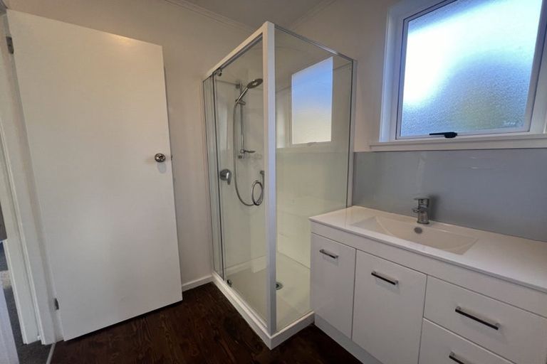 Photo of property in 71 Vipond Road, Stanmore Bay, Whangaparaoa, 0932