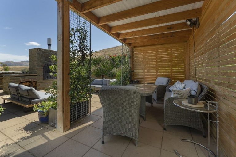 Photo of property in 105 Mcarthur Road, Springvale, Alexandra, 9391