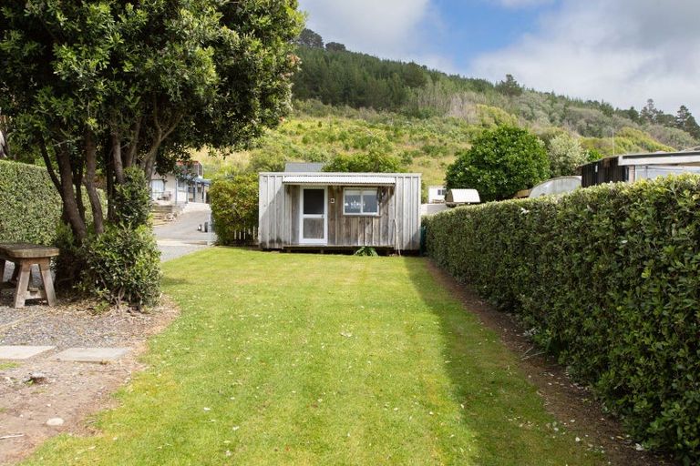 Photo of property in 61 Akitio Esplanade, Akitio, Pongaroa, 4991