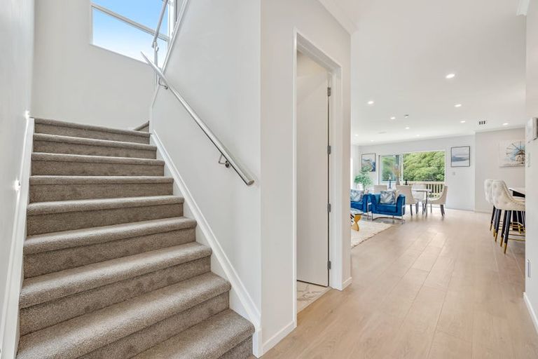 Photo of property in 3 Pae Lane, Flat Bush, 2019