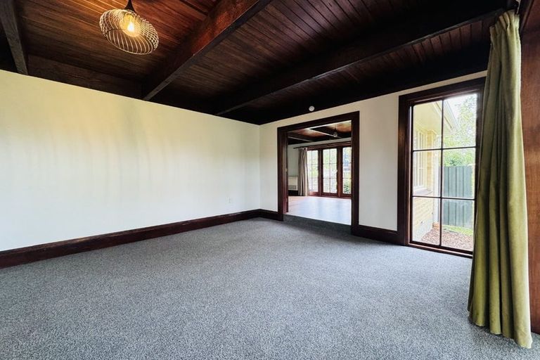 Photo of property in 37 Helmores Lane, Merivale, Christchurch, 8014