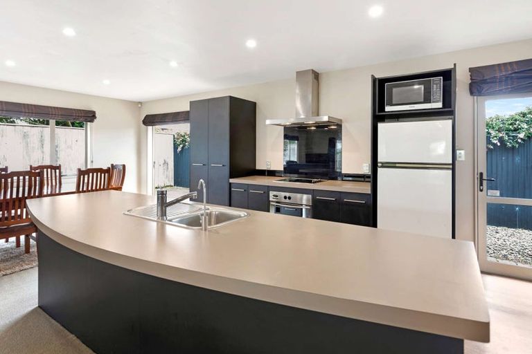 Photo of property in 30 Knowles Street, Terrace End, Palmerston North, 4410