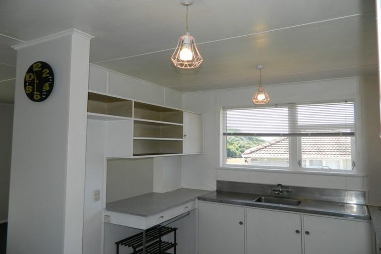 Photo of property in 36 Mahinawa Street, Takapuwahia, Porirua, 5022