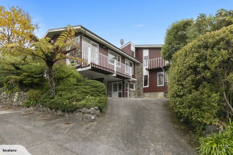 Photo of property in 46 Harbour View Road, Harbour View, Lower Hutt, 5010