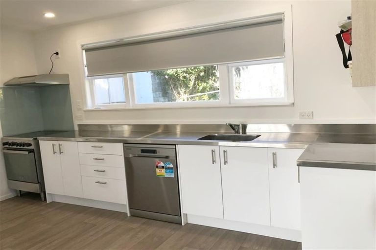 Photo of property in 6 Massey Street, Tawa, Wellington, 5028