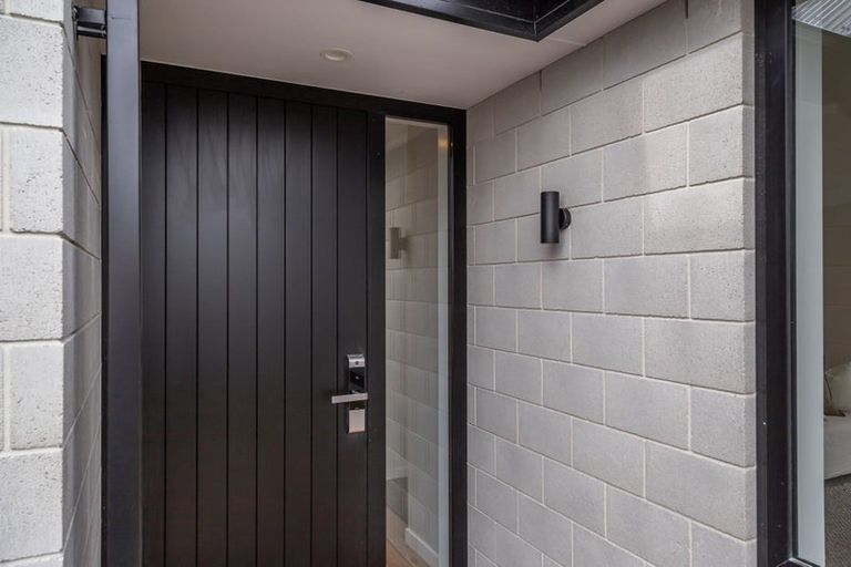 Photo of property in 9 Crosado Place, Rolleston, 7614