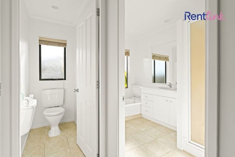 Photo of property in 1 Kochia Avenue, Pyes Pa, Tauranga, 3112