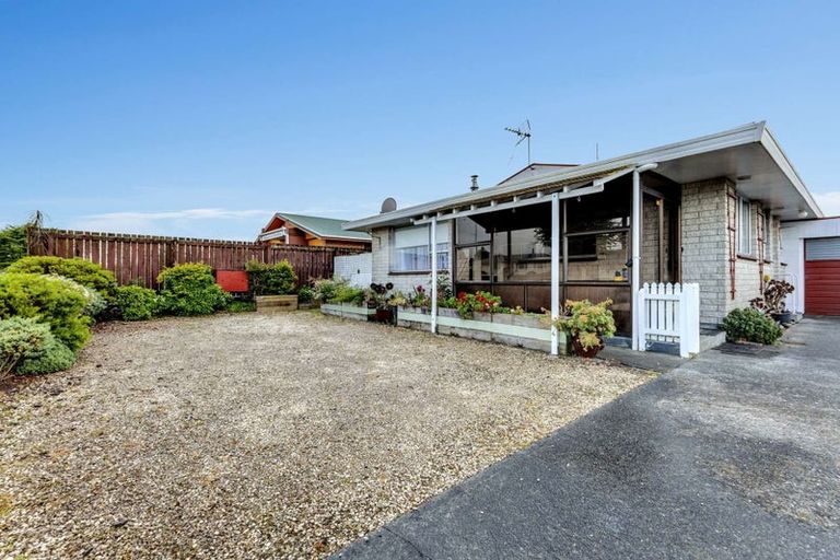 Photo of property in 84 Broadway, Stratford, 4332