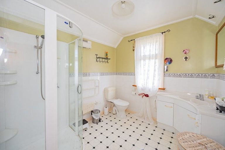 Photo of property in 43 Lynn Street, Oamaru North, Oamaru, 9400