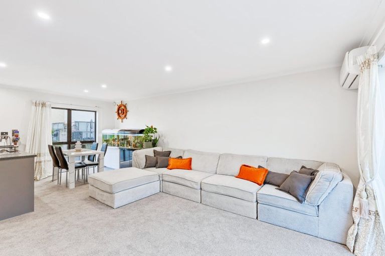 Photo of property in St Claire Village, 27/172 Mcleod Road, Te Atatu South, Auckland, 0610