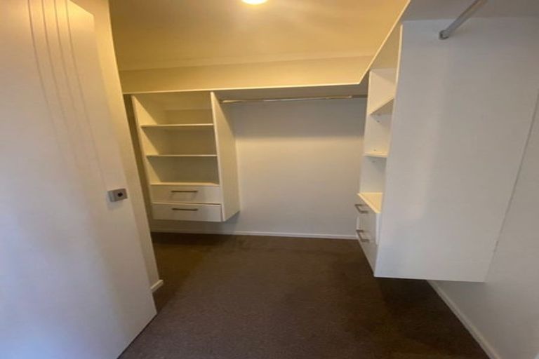 Photo of property in 18 Whekau Drive, Takanini, 2112