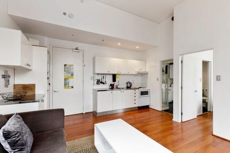 Photo of property in Robert Hannah Centre, 18/5 Eva Street, Te Aro, Wellington, 6011