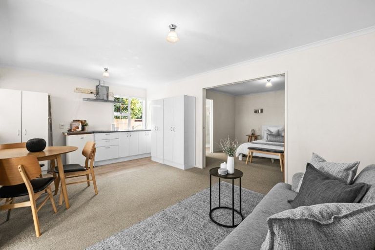 Photo of property in 11 Kotuku Place, Taradale, Napier, 4112