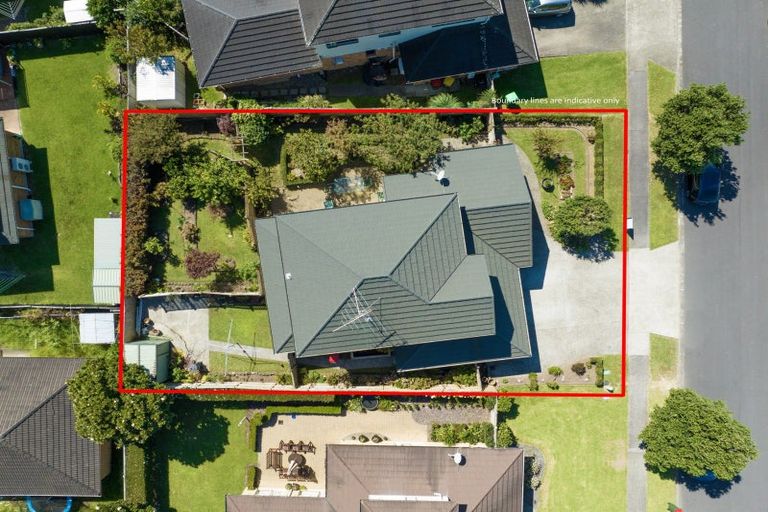 Photo of property in 9 Greta Banks Place, Wattle Downs, Auckland, 2103