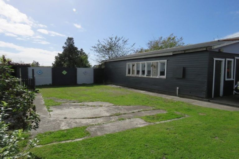 Photo of property in 23 Coates Street, Westport, 7825