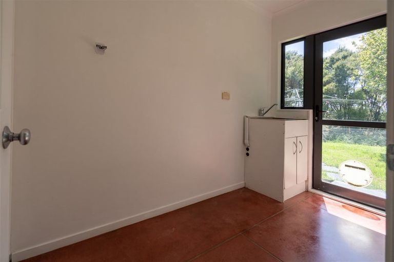 Photo of property in 42 Piwakawaka Rise, Karetu, 0283