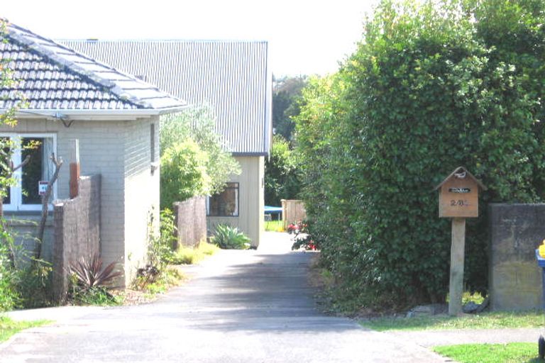 Photo of property in 1/83 Hutchinson Avenue, New Lynn, Auckland, 0600