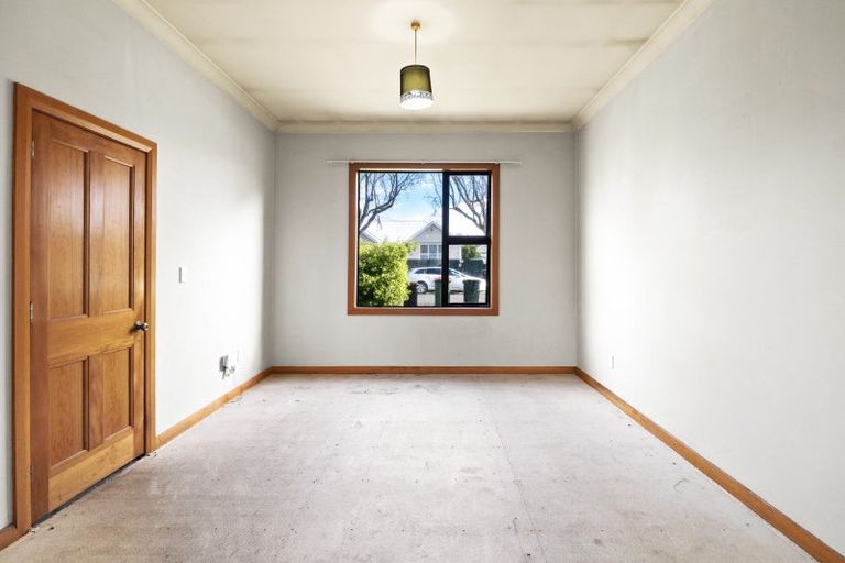 Photo of property in 283 Oxford Street, South Dunedin, Dunedin, 9012