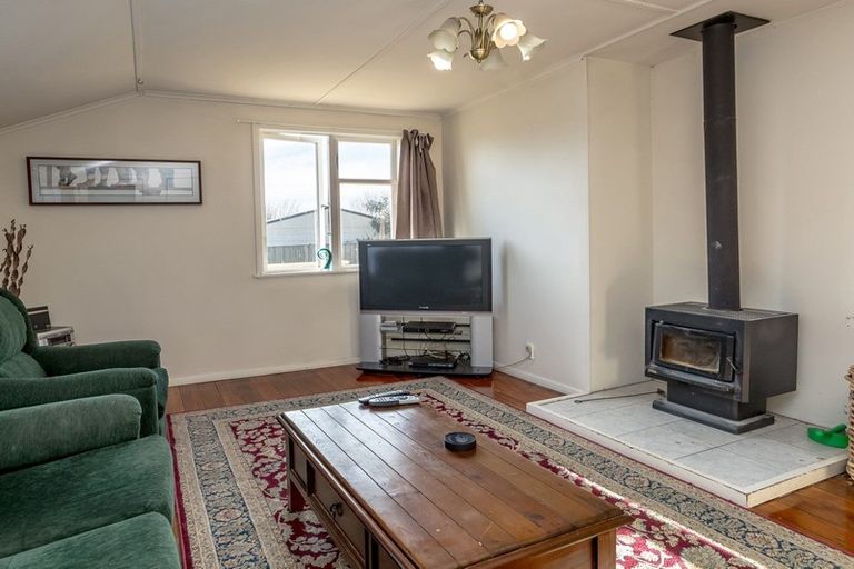Photo of property in 13 Roberts Street, Martinborough, 5711