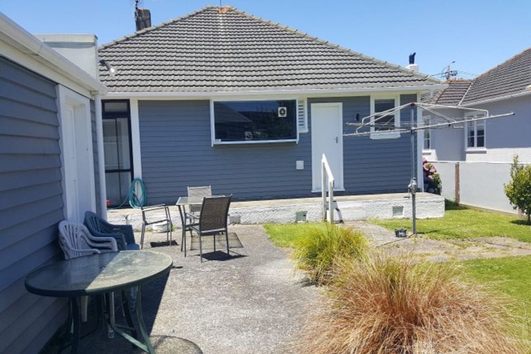 Photo of property in 2 Trevethick Grove, Woburn, Lower Hutt, 5010