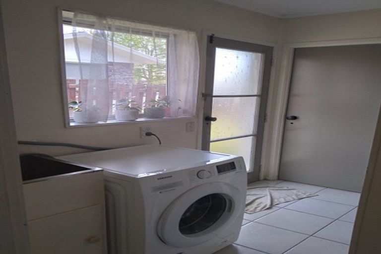 Photo of property in 39a Sikkim Crescent, Clover Park, Auckland, 2019