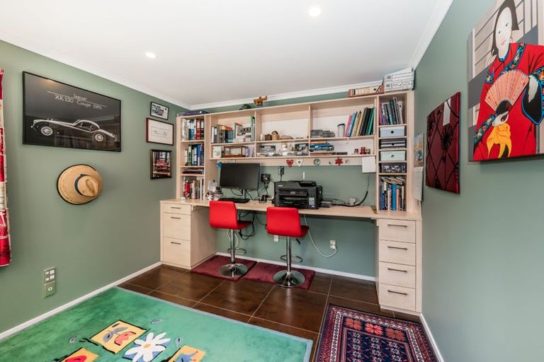 Photo of property in 294b Te Moana Road, Waikanae, 5036