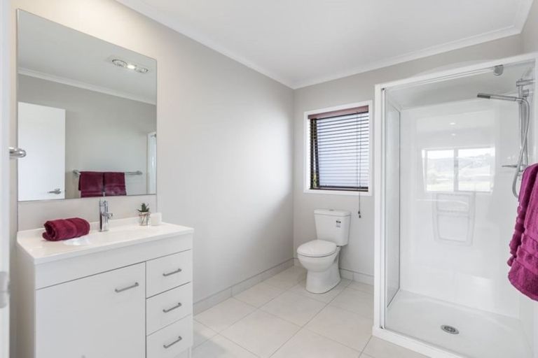 Photo of property in 996 Kaipara Flats Road, Kaipara Flats, Warkworth, 0984