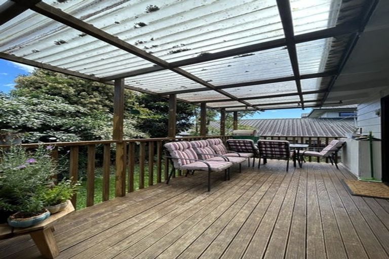 Photo of property in 3a Universal Drive, Henderson, Auckland, 0610