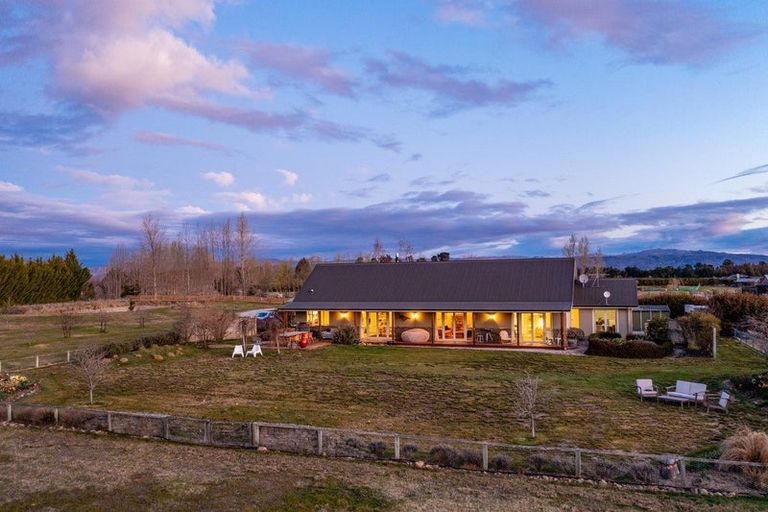 Photo of property in 448 Letts Gully Road, Letts Gully, Alexandra, 9393