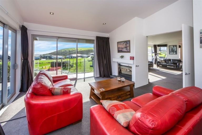 Photo of property in 10 Quarry Hill Terrace, Kennedys Bush, Christchurch, 8025