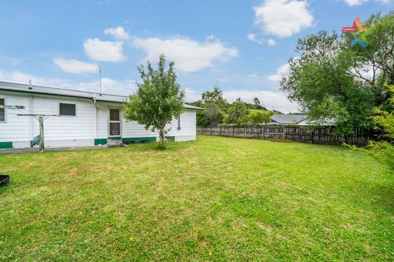 Photo of property in 3 Moonstone Grove, Birchville, Upper Hutt, 5018