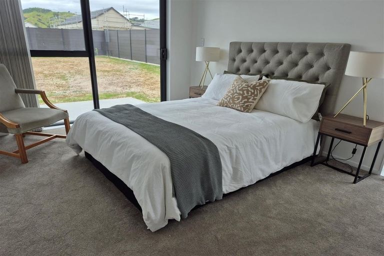 Photo of property in 64 Mataikokako Loop, Kawakawa Bay, 2585