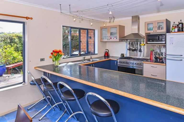 Photo of property in 6 Dawood Place, The Gardens, Auckland, 2105