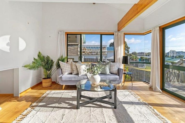 Photo of property in 13a Percy Road, Papamoa Beach, Papamoa, 3118